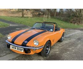 1976 TRIUMPH SPITFIRE ORANGE MANUEL, 4 VITESSES CONDUITE...