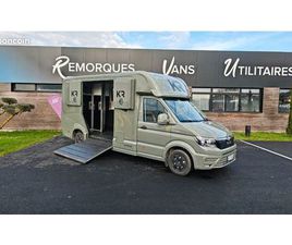 CAMION VL 2 CHEVAUX KRISMAR MAN 5 PLACES ASSISES STALLES