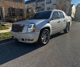 2011 CADILLAC ESCALADE EXT TRUCK ESCALADE