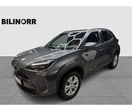 TOYOTA YARIS CROSS YARIS CROSS 1,5 HYBRID 115 ACTIVE PLUS SÄKERHETSPAKET V-HJUL