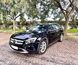 MERCEDES-BENZ GLA 220 D 4MATIC 7G-DCT URBAN