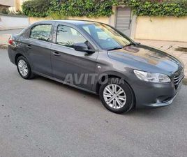 PEUGEOT 301. ESSENCE. BOÎTE AUTOMATIQUE