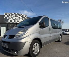 RENAULT TRAFIC II COMBI PASSENGER PRIVILÈGE