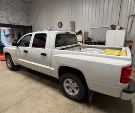 DODGE DAKOTA DODGE RAM DAKOTA QUAD CAB-MINT