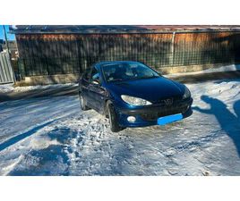 PEUGEOT 206 PEGEOT 206 KLEINWAGEN AUTO FÄHRT SUPER