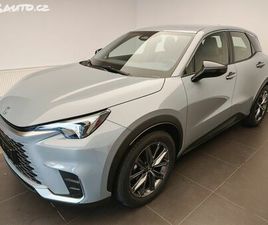 LEXUS LBX ELEGANT TECH