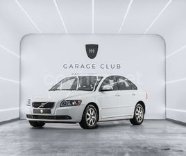 VOLVO S40 VOLVO S40 2.0D MOMENTUM