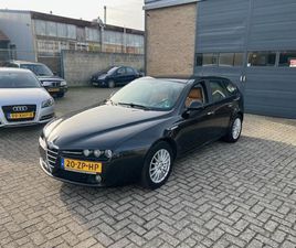 ALFA ROMEO 159 SW ALFA ROMEO 159 SPORTWAGON - 1.9 JTD DISTINCTIVE