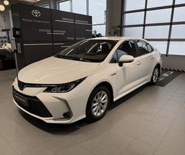 TOYOTA COROLLA SEDAN 1,8 HYBRID / 12KK APPROVED TURVA / LED VALOT / 2X RENKAAT