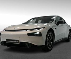 XPENG P7 AWD PERFORMANCE |DISTR|360°|NAVI|LED|PANO|SHZ
