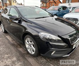 VOLVO V40 CROSS COUNTRY 2014