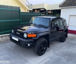 TOYOTA FJ CRUISER