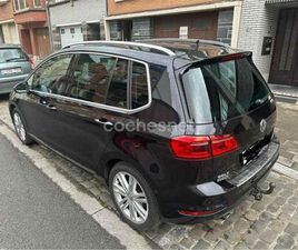 VOLKSWAGEN GOLF SPORTSVAN