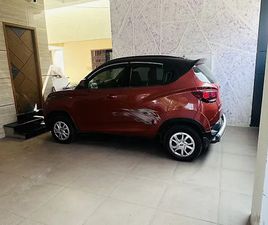 MAHINDRA KUV KUV100