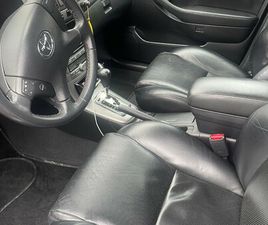 AVENSIS 2.4 STATIONSWAGEN/ 163PS/ NEUE SCHEINWERFER FRISCH AB MFK, LEDER, NAVI, SITZHEIZUNG