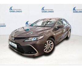 TOYOTA - CAMRY 2.5 220H ADVANCE