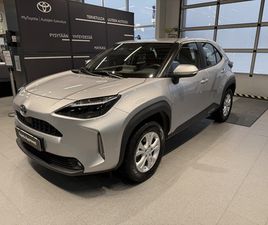 TOYOTA YARIS CROSS 1,5 HYBRID ACTIVE PLUS / JUURI HUOLLETTU / DEFA TALVIPAKETTI / 12KK APPROVED TURVA