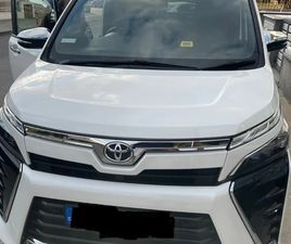 TOYOTA VOXY 2,0L 2020