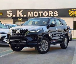 TOYOTA FORTUNER SR5 ADVENTURE / 4.0L V6 PETROL / FRONT PWR SEATS / PUSH START / DIFF LOCK AUTO A/C (CODE # F6HA)