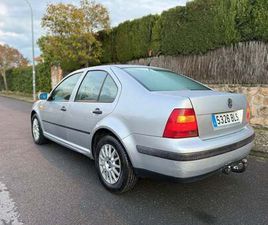 VOLKSWAGEN BORA 1.6 CONCEPTLINE 105