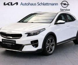 KIA CEED KIA CEED 1.5 BENZIN SPIRIT *LED* NAVI * ALLWETTER*RFK*X