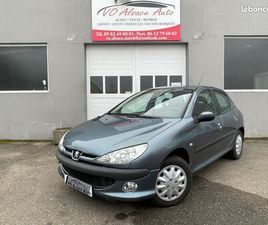 PEUGEOT 206 PEUGEOT 206 1.6 16V 110CH TRENDY BA 5 PORTES VÉHICULE RÉVISÉ ET GARANTIE