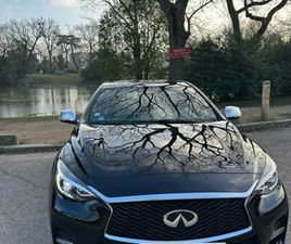 INFINITI Q30 2.0T 211CH AWD LUXE TECH – GARANTIE CONCESSIONNAIRE 10/2026 – ÉTAT PROCHE DU NEUF