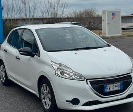 PEUGEOT 208 PEUGOT 208 2015 GPL
