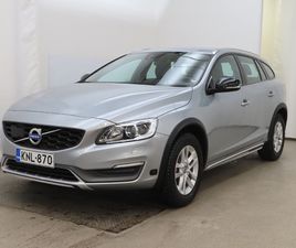 VOLVO V60 CROSS COUNTRY D3 MOMENTUM AUT