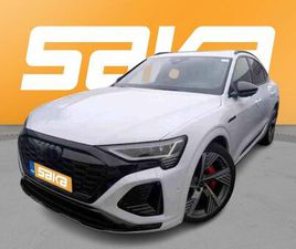 AUDI Q8 E-TRON SPORTBACK 55 LAND OF QUATTRO S LINE ** TULOSSA / VETOKOUKKU / HUD / PANORAMA / 360 / SPORTTINAHAT / MATRIX LED **