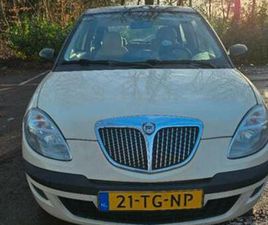 LANCIA YPSILON 1.4 16V 2006 CRÈME/DONKER GROEN. — LANCIA — MARKTPLAATS