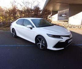 TOYOTA CAMRY 2.5I BLACK WHITE EDITION SEDAN - SEDAN BENZIN