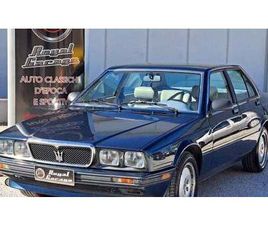 MASERATI 222 1988 MASERATI 422 -SERVICE BOOK - A VENDRE