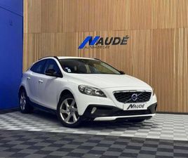 VOLVO V40 T3 2.0 152 CH CROSS COUNTRY SUMMUM