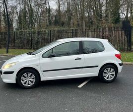 PEUGEOT 307 SOCIETE PEUGEOT 307 PHASE 2 – 1.6 HDI 90 CH – UTILITAIRE / COMMERCIALE – CT OK – ENTRETIEN TRÈS SUIVI