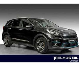 RYGGEKAMERA•ACC•NAVI•CARPLAY•DAB+•FRI FRAKT