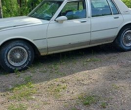 CHEVROLET CAPRICE 4D SEDAN