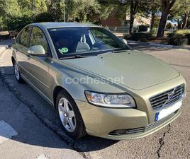 VOLVO S40 2.0 F MOMENTUM