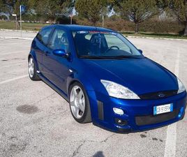 FORD FOCUS RS MK1 2002 TARGA ORO