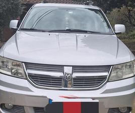 AUTO MOLTO SPAZIOSA E COMODA