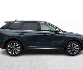 2021 LINCOLN CORSAIR RESERVE AWD MAGS CUIR TOIT PANO GPS SIÈGES CHAUFFA