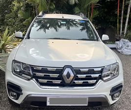 RENAULT DUSTER