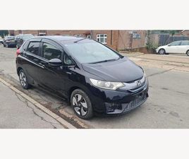 I AM SELLING MY HONDA FIT THAT’S COMES WITH . LOW MILEAGE . ORIGINAL GUARANTEED MILEAGE CAN PROVE ALSO. ONE YEAR MOT . GOOD TIRES. . NO SCRATCH AN