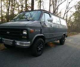1993 CHEVY SPORT VAN G30 5.7 L V-8