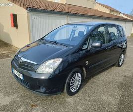 TRÈS BELLE TOYOTA COROLLA VERSO 2.0 D4D CT OK