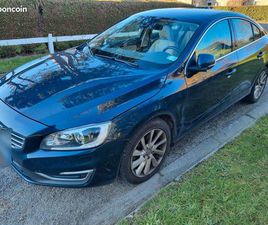 VOLVO S60 D4 VOLVO S60 D4 181CH BERLINE BLEU FONCÉ