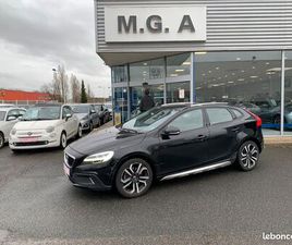 VOLVO V40 CROSS COUNTRY 150 CH | TOIT PANORAMIQUE | CUIR | GPS | RÉGULATEUR DE VITESSE