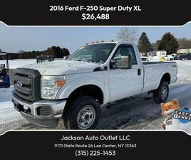 2016 FORD F250 SUPER DUTY REGULAR CAB - FINANCING AVAILABLE!