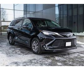 2022 TOYOTA SIENNA XLE HYBRID