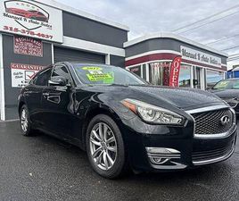 2017 INFINITI Q70 3.7 AWD